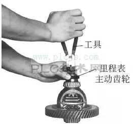 差速器的分解和组装步骤图